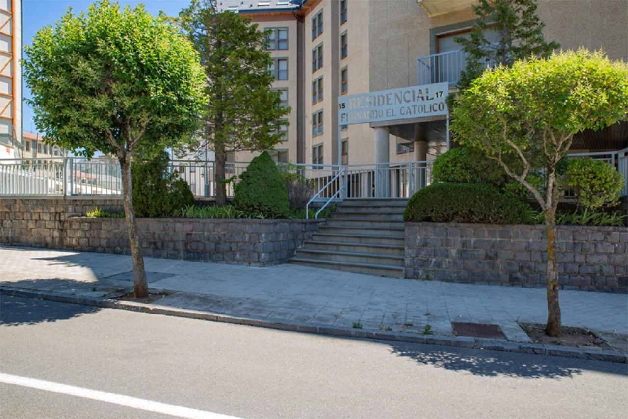 Apartamento Jaca Apartment ภายนอก รูปภาพ